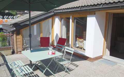 Bisse-Vieux A-4: Propiedad, Casa, Edificio, Bienes Raíces, Casa, Habitación, Patio, Villa, Techo, Sombra