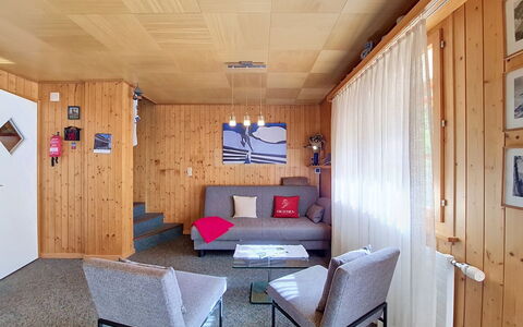 Allegra: Madera, Vía Muerta, Cabaña, Casa, Casa, Tablón, Edificios Del Jardín, Cuarto De Troncos, Madera Dura, Porche