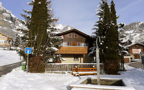 Zur Säge: Nieve, Invierno, Propiedad, Árbol, Casa, Casa, Congelación, Cielo, Montaña, Bienes Raíces