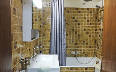 Alojamiento:&nbsp;Immeuble Rond-Point Apt. 11 320.6
