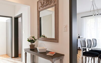 Alojamiento:&nbsp;Penthouse Suite 200.19