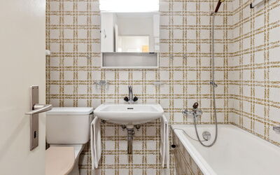 Alojamiento:&nbsp;Guardaval Apt 606 200.27
