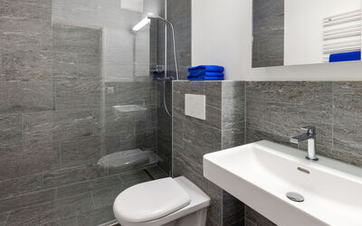 Alojamiento:&nbsp;Parkareal Apt 703 400.24