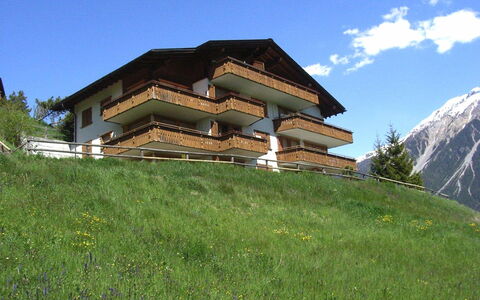 Eva 304: Cielo, Planta, Nube, Montaña, Edificio, Paisaje Natural, Madera, Pendiente, Árbol, El Terreno Del Lote