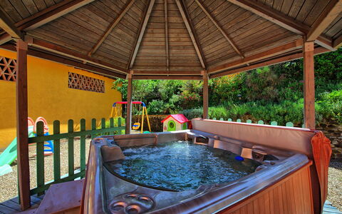 Casa Scopeti: Piscina, Propiedad, Recurso, Bienes Raíces, Jacuzzi, Edificio, Habitación, Ocio, Casa, Jacuzzi
