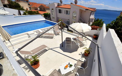 Trogir Okrug Gornji 304