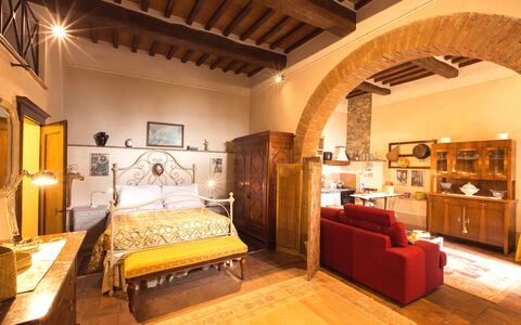 Santo Agostino: Habitación, Propiedad, Edificio, Mueble, Diseño De Interiores, Habitación, Techo, Casa, Suite, Cama