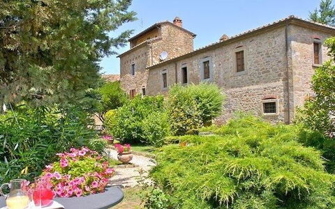 San Pietro: Propiedad, Edificio, Paisaje Natural, Casa, Cabaña, Bienes Raíces, Jardín, Inmuebles, Casa De Campo, Villa