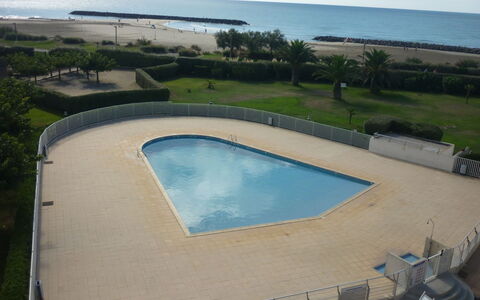 Les Rivages de Rochelongue: Piscina, Propiedad, Los Recursos Hídricos, Agua, Bienes Raíces, Arquitectura, Material Compuesto, Rectángulo, Hormigón, Ocio