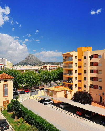Monada: Edificio, Departamento, Ciudad, Barrio Residencial, Barrio, By, Arquitectura, Condominio, Asentamientos Humanos, Diseño Urbano