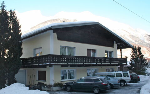 Kaufmann: Coche, Rueda, Nieve, Cielo, Propiedad, Vehículo, Edificio