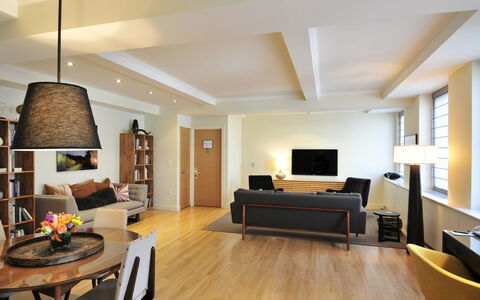 Alojamiento:&nbsp;Manhattan Residence 100.30