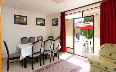 Francesco: Habitación, Propiedad, Mueble, Diseño De Interiores, Edificio, Bienes Raíces, Casa, Habitación, Sala, Suite