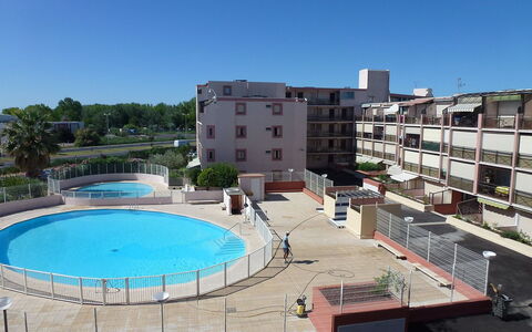 Le Grau du Roi 135: Propiedad, Edificio, Piscina, Departamento, Bienes Raíces, Arquitectura, Casa, Recurso, Hotel, Condominio