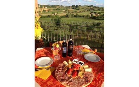Sanguineto: Comida, Vajilla, Planta, Mesa, Plato, Vajilla, Copa De Vino, Ingrediente, Cocina