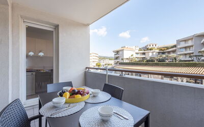 Alojamiento:&nbsp;Beau Rivage 170.2
