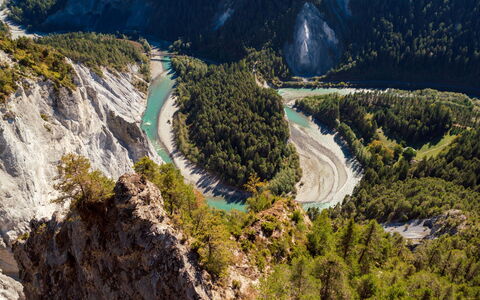 Laax 600: Montaña, Los Recursos Hídricos, Ecorregión, Planta, Paisaje Natural, Árbol, Tierras Altas, Corriente De Agua, Vegetación, Cuerpo De Agua