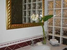 Washbasin with real marble
