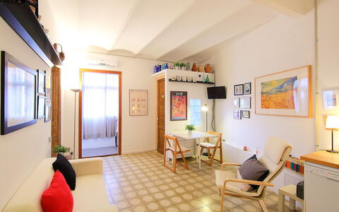 Eixample Dret Valencia Cartagena: Propiedad, Habitación, Edificio, Diseño De Interiores, Casa, Mueble, Bienes Raíces, Suelo, Sala, Arquitectura