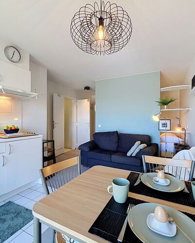 Deauville with Pool & Balcony 300.44