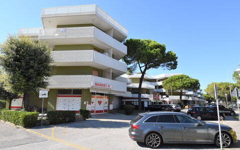 Alojamiento:&nbsp;Moschettieri 320.8