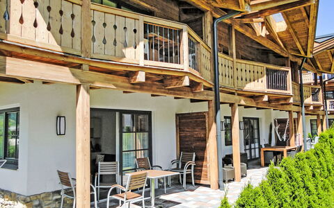 Kaprun 155: Madera, Porche, Balcón, Sombra, Departamento, Inmuebles, Cabaña, Manchas De Madera, Eco Hotel, Maderas