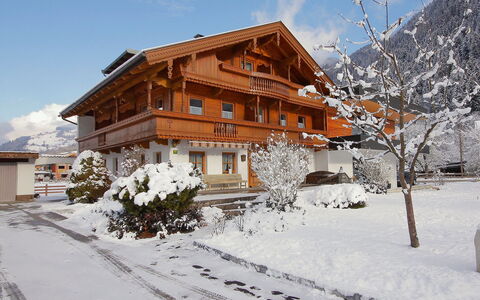 Hauser: Nieve, Invierno, Propiedad, Casa, Casa, Montaña, Cielo, Congelación, Edificio, Bienes Raíces