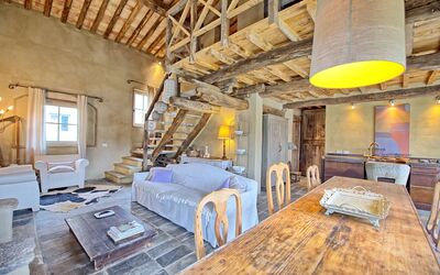 Tobacco Loft