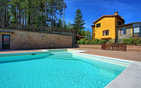 Villa Lorenzo: Piscina, Propiedad, Casa, Bienes Raíces, Casa, Edificio, Inmuebles, Ocio, Villa, Barrio Residencial