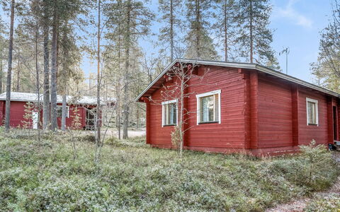 Viipusjärvi 10: Madera, Cabaña, El Terreno Del Lote, Casa, Área Rural, Vía Muerta, Cuarto De Troncos, Edificios Del Jardín, Bosque, Cobertizo