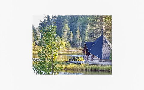 Örtsylä B: Cama, Mueble, Habitación, Diseño De Interiores, Lecho, Sábana, Piso, Madera, Suelo, Habitación