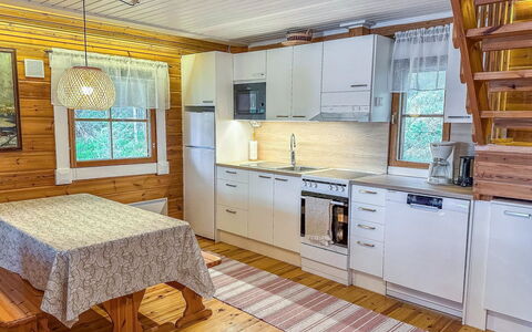 Metsätähti: Piso, Madera, Diseño De Interiores, Suelo, Techo, Suelos De Madera, Casa, Cocina, Manchas De Madera, Habitación