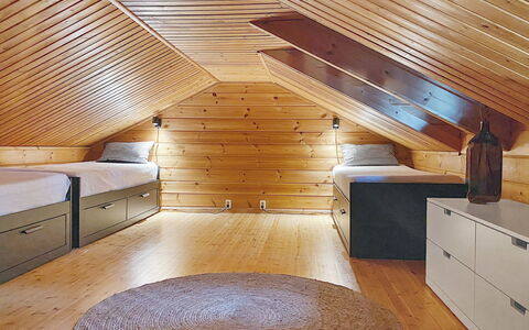 Uolevintie 39B: Madera, Cabaña, Cuarto De Troncos, Bosque, Cobertizo, Edificios Del Jardín, Alerce, Bosque, Manchas De Madera