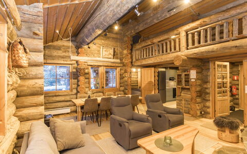 Rukasaukko: Madera, Techo, Diseño De Interiores, Casa, Cabaña, Cuarto De Troncos, Sala, Recurso, Manchas De Madera, Desván