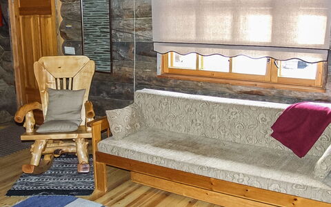 Rukakolo: Mueble, Madera, Piso, Suelo, Diseño De Interiores, Sofá, Suelos De Madera, Sala, Manchas De Madera, Madera Dura