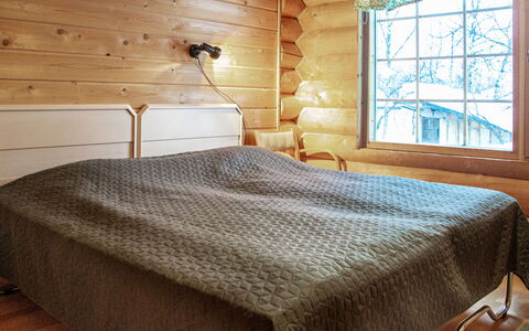 Kilpis-Arkki: Madera, Habitación, Cama, Mueble, Sábana, Suelo, Diseño De Interiores, Piso, Lecho, Habitación