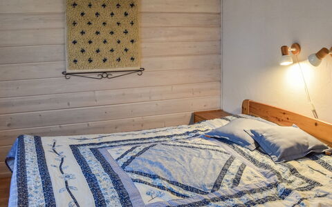Ahonlaita: Madera, Habitación, Sábana, Linos, Piso, Suelo, Lecho, Habitación, Cama, Techo