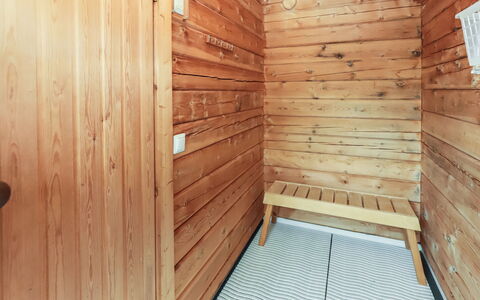 Rukan Taikavuosselin Helmi 8 B: Madera, Cabaña, Cuarto De Troncos, Bosque, Cobertizo, Edificios Del Jardín, Alerce, Bosque, Manchas De Madera