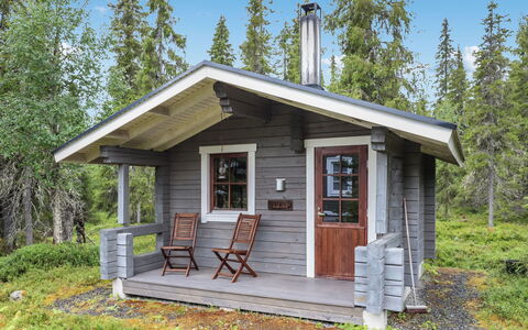 Rukan Taikavuosselin Helmi 8 B: Madera, Cabaña, Cuarto De Troncos, Bosque, Cobertizo, Edificios Del Jardín, Alerce, Bosque, Manchas De Madera