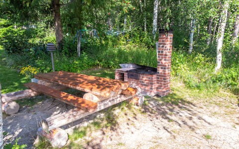 Pikkupuro: Madera, Cabaña, Cuarto De Troncos, Bosque, Cobertizo, Edificios Del Jardín, Alerce, Bosque, Manchas De Madera
