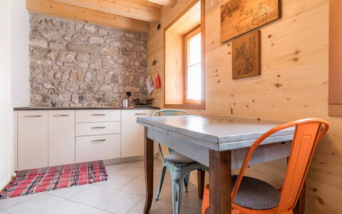 Alojamiento:&nbsp;Albergo Diffuso - Cjasa Ustin 100.4