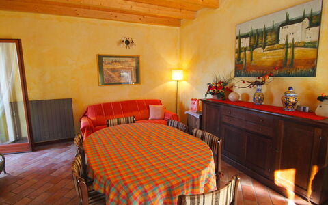Casa Mulino: Habitación, Mueble, Propiedad, Edificio, Diseño De Interiores, Habitación, Techo, Bienes Raíces, Mesa, Cama