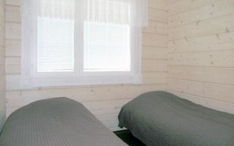 Syvälahti: Madera, Suelo, Piso, Habitación, Techo, Habitación, Madera Dura, Cubiertas De Ventanas, Manchas De Madera, Tablón