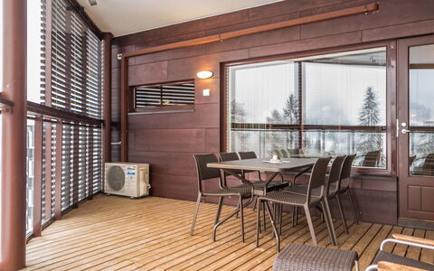 Tahko Spa Suites Orange a 9: Hierba, Casa, Cabaña, El Terreno Del Lote, Casa, Inmuebles, Césped, Vía Muerta, Casa De Campo, Porche