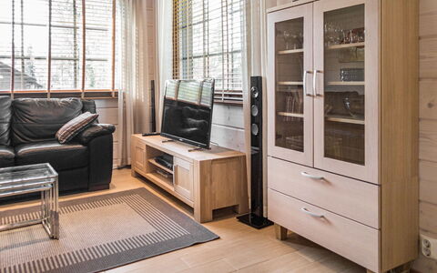 Villa Illi: Mueble, Diseño De Interiores, Piso, Suelo, Madera, Habitación, Suelos De Madera, Casa, Encendiendo, Departamento
