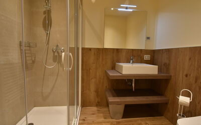 Alojamiento:&nbsp;Elettra 100.2