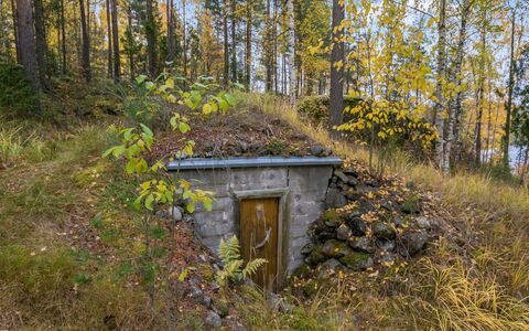 Orava-Apaja: Cabaña, Casa, Casa, Edificios Del Jardín, Vía Muerta, Cuarto De Troncos, Casa De Campo, Inmuebles, Cobertizo, Yarda