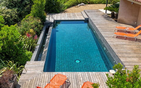 Kisokawa: Piscina, Material Compuesto, Mueble Para Exteriores, Eco Hotel, Fuente De Agua, Recurso, Ocio, Jardín, Patio Interior, Sombra