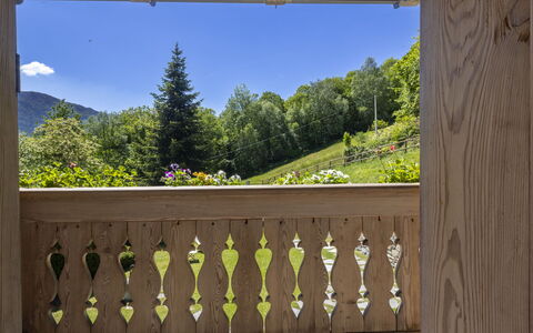 Chalet Anna: Madera, Balaustre, Manchas De Madera, Madera Dura, Balcón, Porche, Pretil, Tablón, Eco Hotel