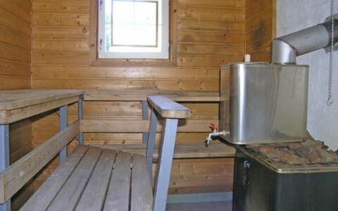 Pitkälahti: Cabaña, Casa, Casa, Edificios Del Jardín, Vía Muerta, Cuarto De Troncos, Casa De Campo, Inmuebles, Cobertizo, Yarda